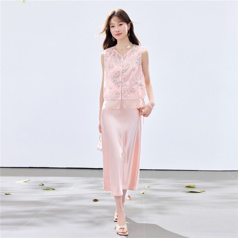 夏季新款现货！2026洋气时尚重工刺绣花马甲+珍珠吊带长裙套装女,女装套装/套裙,宝儿家