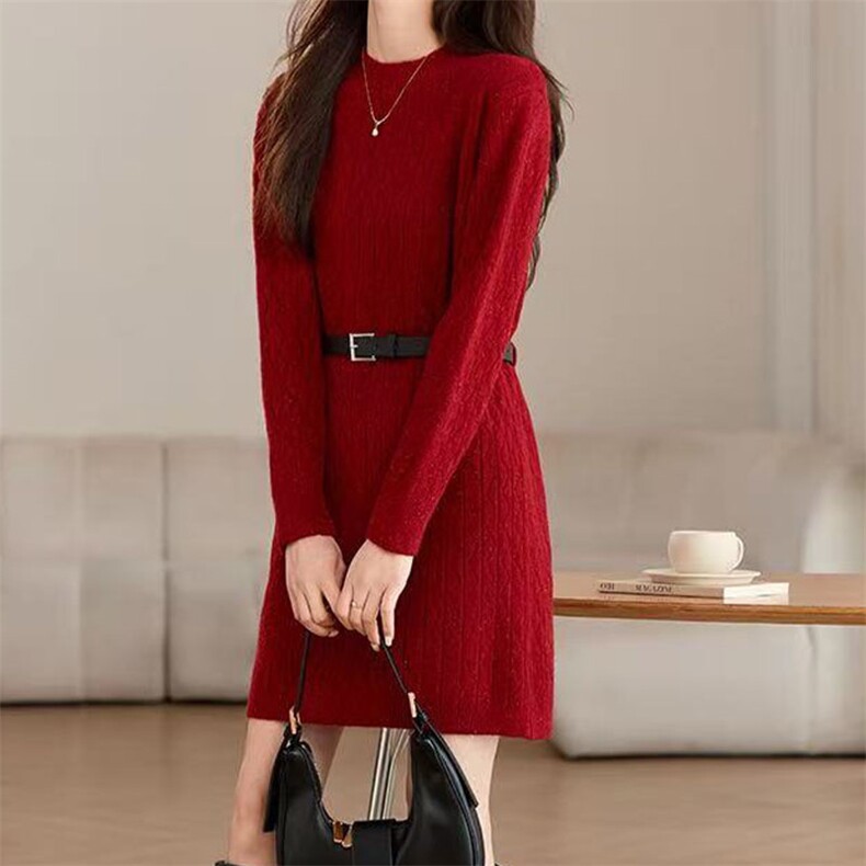 2025年秋季中长款时尚百搭简约休闲腰带连衣半身裙，女装连衣裙，萱芳婷羊绒