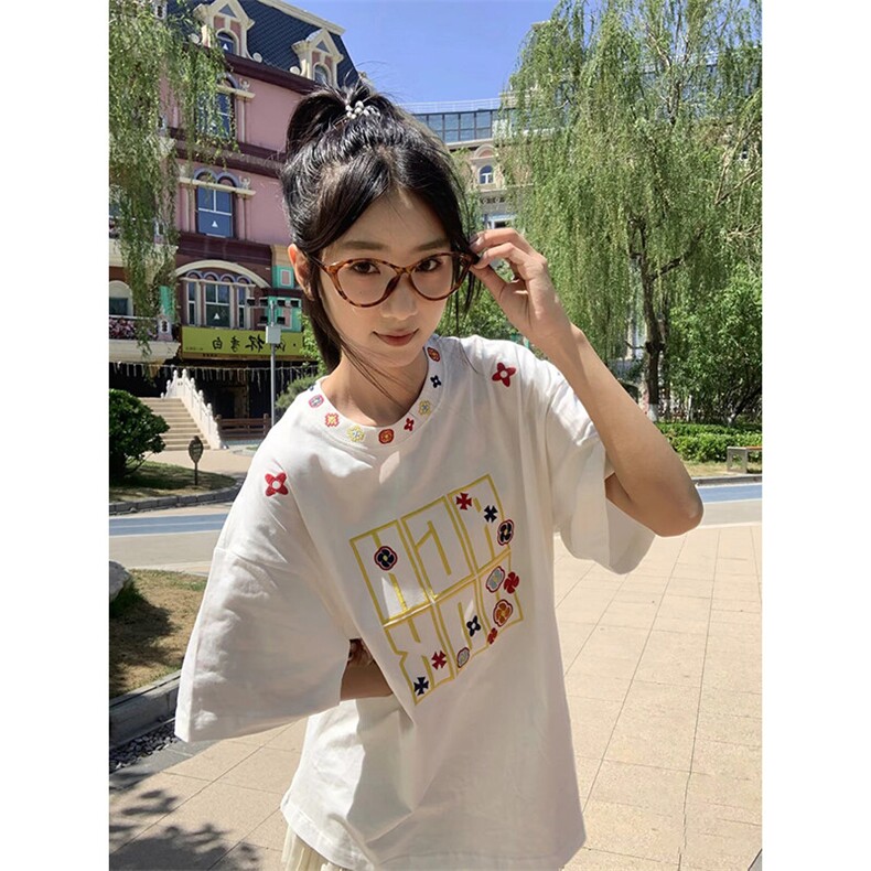 万针全刺绣工艺抖音得物高品质260克重磅纯棉双纱美式高街短袖T恤图片