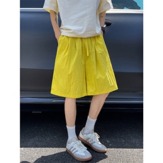 黄色