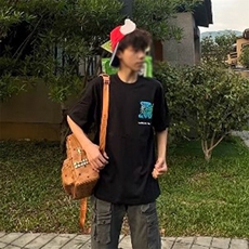 万针全刺绣工艺抖音得物高品质260克重磅纯棉双纱美式高街短袖T恤，男装T恤，电商A486-1