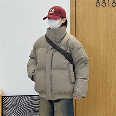 卡其色