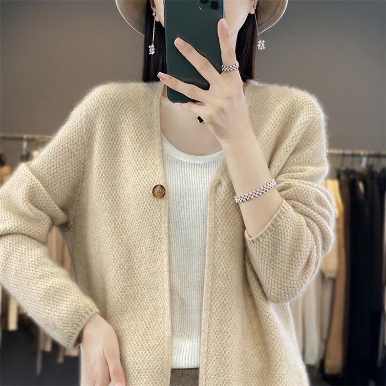 24秋冬新款100%纯羊绒开衫女一粒扣V领宽松百搭长袖羊毛针织外套图片