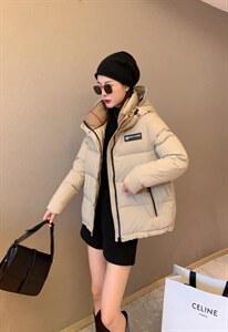 【现货】时尚宽松舒适短款面包白鸭绒羽绒服图片
