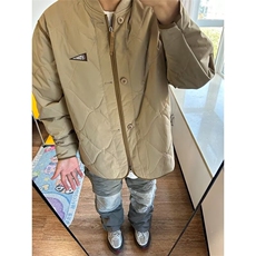 卡其色