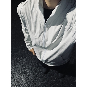 春夏款高品质冰感速干防晒服休闲户外运动外套透气弹力机能风夹克图片