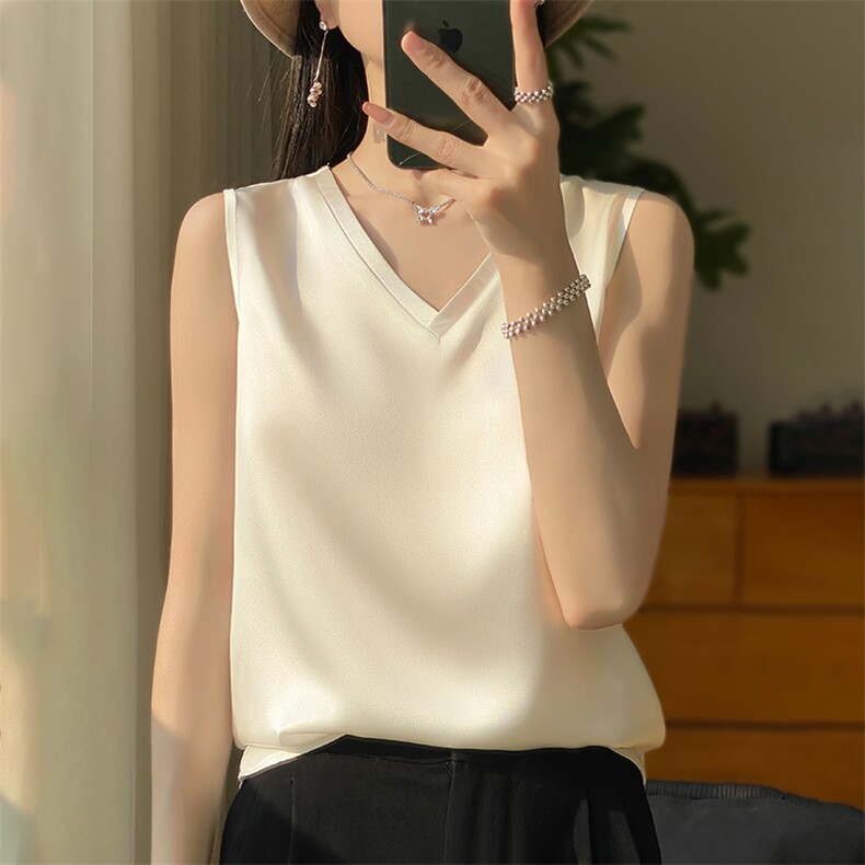 显瘦V领外穿吊带背心女内搭打底短款上衣2024年夏季,女装背心吊带,绒宛羊绒