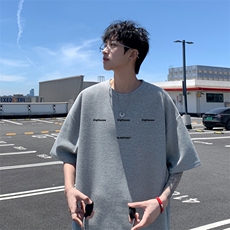 灰色