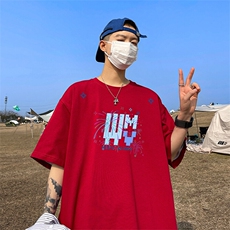 酒红色