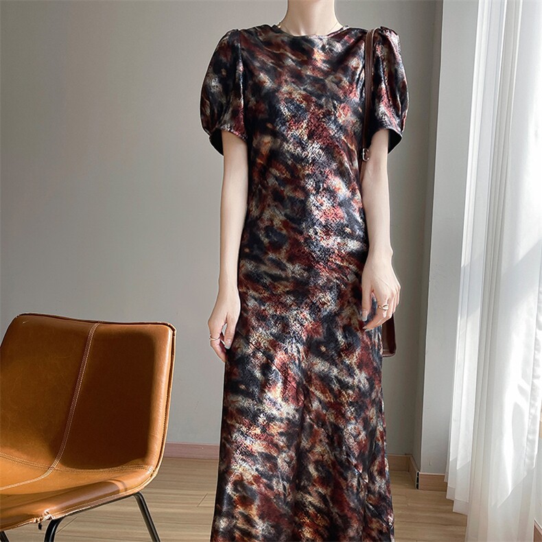 优雅气质醋酸缎面短袖连衣裙高级感鎏金高端显瘦丝滑收腰过膝长裙，女装连衣裙，圣丽羊绒