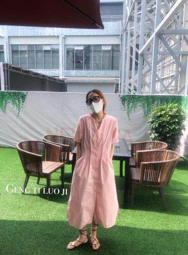 【现货】一款显肤色的连衣裙。，女装连衣裙，更替落集