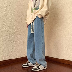 浅蓝色
