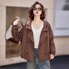 知性优雅连帽设计风衣式外套女2026春季摩登复古短款上衣，女装风衣，难舍钰依