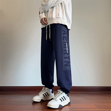 藏青色