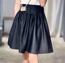 火爆半裙新款韩版，女装半身裙，宝姿雨漫绣