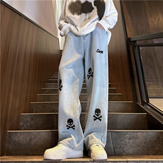 浅蓝色