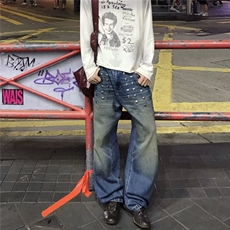 蓝色