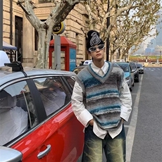 789-P502025秋季美式复古混色扎染渐变条纹针织马甲慵懒宽松，男装背心/马甲，电商B323A