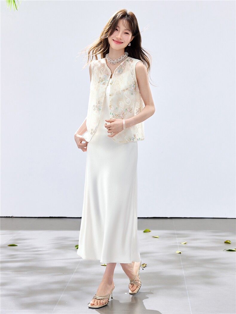 夏季新款现货！2026新中式洋气时尚重工马甲+珍珠吊带裙两件套女,女装套装/套裙,宝儿家