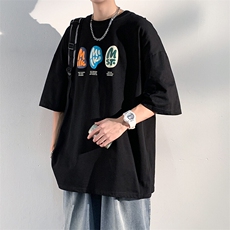 黑色