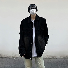 黑色