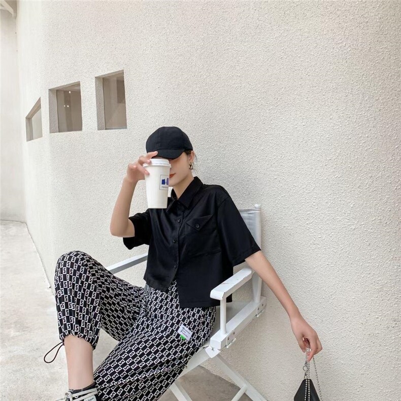 【现货】跳色裤子?短款不规则衬衣，女装，壹题YITI