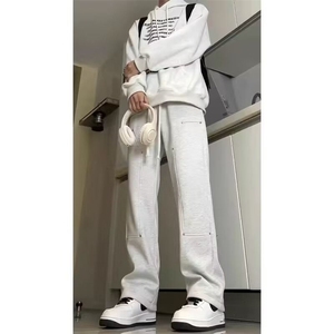 现货柳钉伐木裤男秋冬宽松直筒裤百搭重磅卫裤美式高街运动休闲长图片