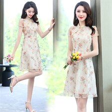 2023年夏季新款时尚气质优雅绣花连衣裙，女装连衣裙，鑫鑫美