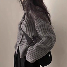 灰色