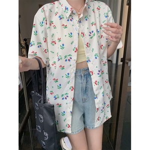 D633-P40 慵懒风小众宽松短袖衬衫复古小清新碎花上衣图片