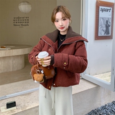 小香风红格子羽绒服女冬季针织大翻领短款面包服小个子流行，女装羽绒服，2C203