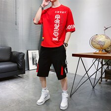 红色