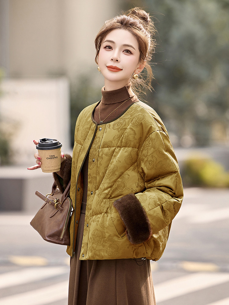 新中式g风提花羽绒服女2025冬季新款时尚拼接白鸭绒短款外套,女装羽绒服,沁沁公主