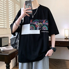 黑色