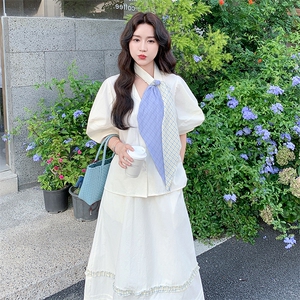 高级感V领上衣半身裙两件套女夏季新款气质显瘦温柔风套装连衣裙图片