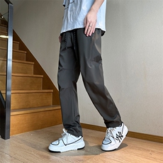 绿色
