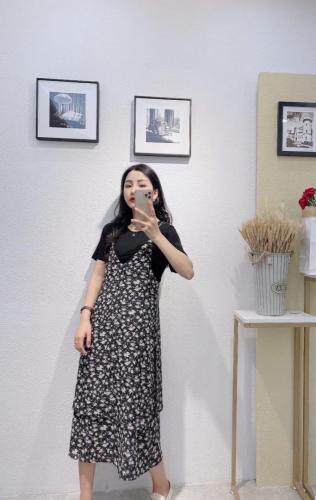 初夏新款T加花背带连衣裙，女装连衣裙，艾丽贝儿