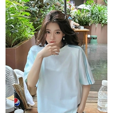 抖音得物品质二开240克宽松纯棉美式潮牌印花三条杠中性风短袖T恤，男装T恤，电商A486