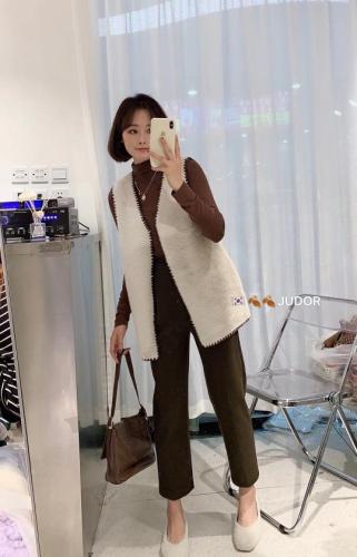 现货冬款工艺皮毛一体毛毛马甲,女装马甲,涵美人
