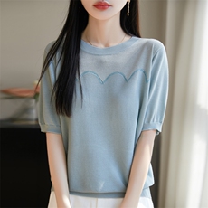简约气质凉感天丝莱赛尔烫钻针织短袖女圆领宽松显瘦减龄t恤上衣，女装T恤，昭美羊绒