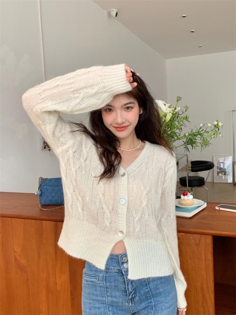 春装新款针织毛衣，女装针织衫/毛衣，她物