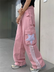 粉红色