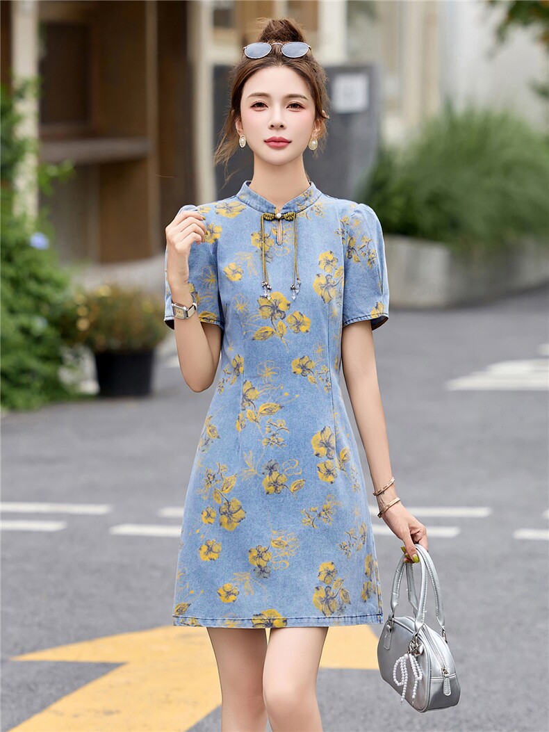 8903-878夏季新款韩版2025宽松休闲短袖翻领黄花牛仔连衣裙女,女装连衣裙,依多米