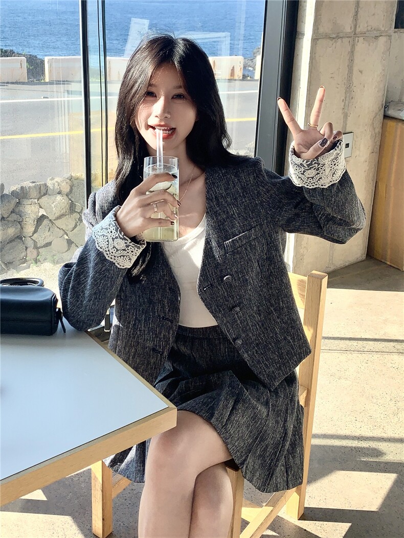 主推现货-2025年秋季新款小香风套装外套显瘦百褶裙减龄两件套女,女装套装/套裙,霓裳依族