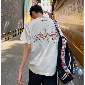 万针全刺绣工艺抖音得物高品质260克重磅纯棉双纱美式高街短袖T恤图片