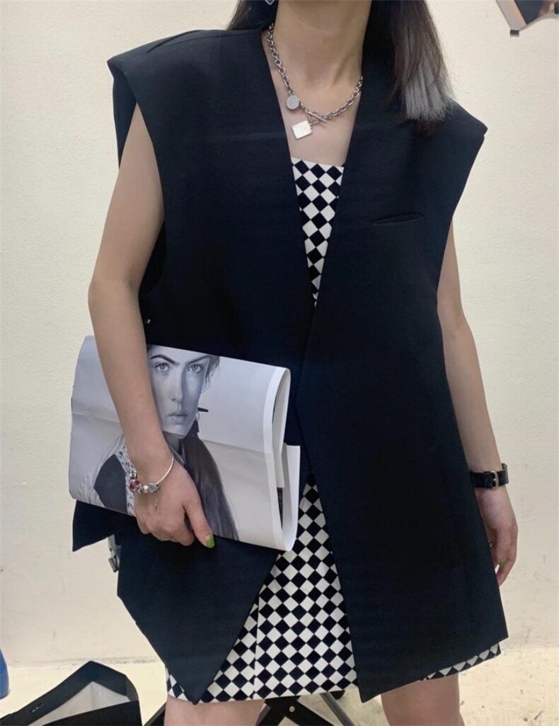 设计款开衩式马甲，女装马甲，Alissa Lin