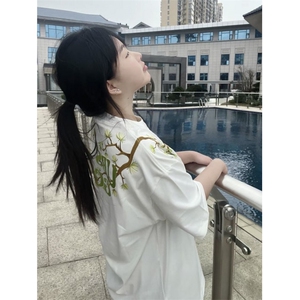 H0544-P35刺绣夏季新款宽松百搭短袖t恤女图片