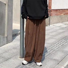 咖啡色