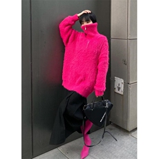 玫红色