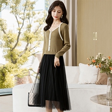 《新品现货》气质优雅V领拼色连衣裙，女装连衣裙，魅丽静蓝